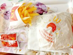 麦辣鸡腿堡套餐-麦当劳(宾水西道店)