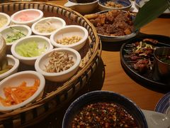 -包整·丝娃娃(一览甲秀楼风景店)