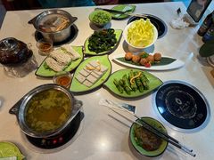 -一叶一世界·素食餐厅(锦华万达店)