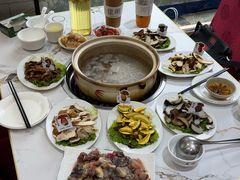 -原林野山菌火锅·炒菌(关上野生菌一条街店)