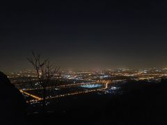 -鬼笑石后山停车场