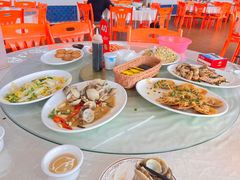 -红月湾海鲜饭店•沙滩海景(双月湾店)