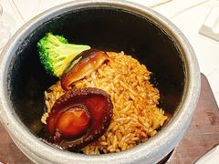 -沪华海鲜大酒楼(南汇店)