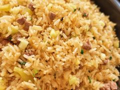酸菜牛肉砂煲饭-彩丰楼·中餐厅(国家会展中心上海洲际店)