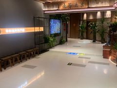 -华府九号海鲜烧烤大排档(龙域店)