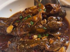 -黄泥岗·地道湖北菜(奥特莱斯店)