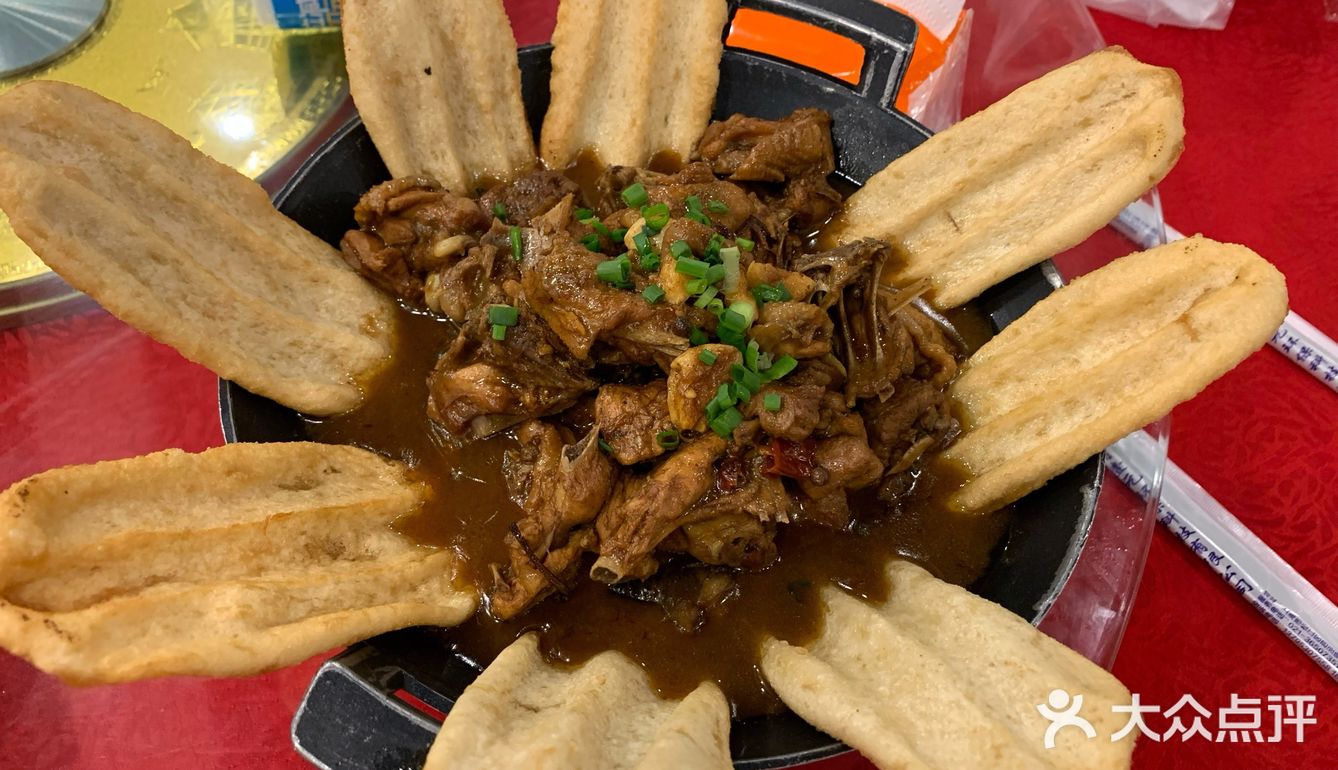 原本以为吃不掉没想基本光盘了，看来大家都玩的太饿了