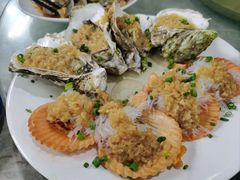 -四川小胡子海鲜(丁村万人海鲜广场店)