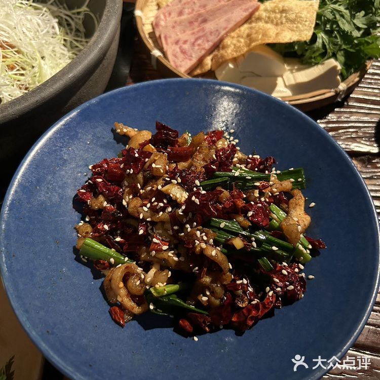 终于吃到野果的鲜荔枝凤梨冰了！！