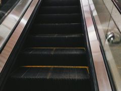 -红土地(地铁站)