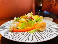 烤虾芒果沙拉-澳骄 Aussie Kitchen·手工披萨·西餐(国大店)