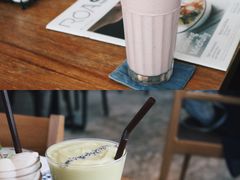 -ROAST coffee & eatery