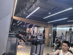 -威克健身游泳(万菱汇店)