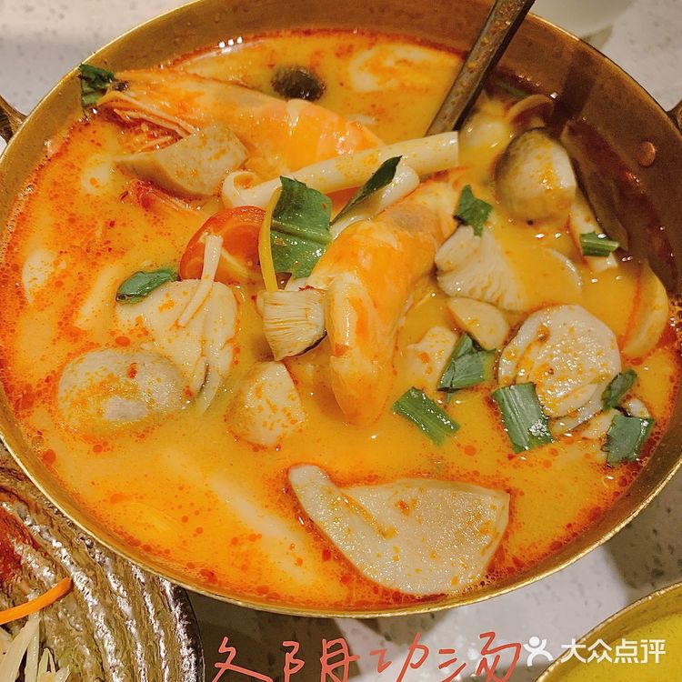青柠泰｜这家氛围感拉满格的泰餐“泰”好吃啦！