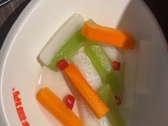 -胖哥俩肉蟹煲(湖滨银泰in77店)