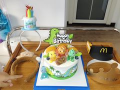 -皇冠幸福里动物奶油生日蛋糕(万达店)