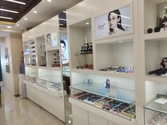 -明月眼镜(三坝店)