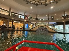 -滨海湾金沙购物商场