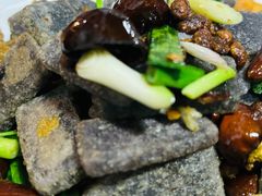 -亮欢寨酸汤鱼(沙冲路店)