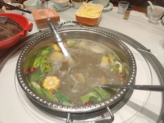 -乡土黄·鲜牛肉火锅·小龙虾(兴业街店)