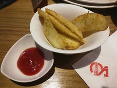 -HIGH FIVE哈福手工汉堡(桂林路店)