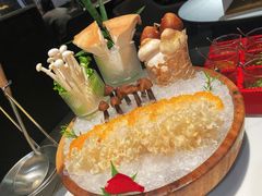 -领鲜天下·焗海鲜·花胶鸡(天目里店)