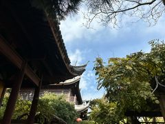 -龙华寺