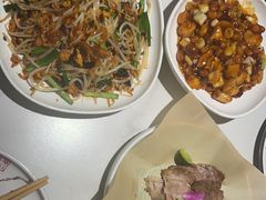 多尔衮熏肉-额娘·春饼烤鸭(华北七楼创始店)
