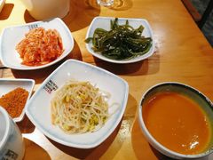 小菜-唯成•韩国炭火烤肉 유성고기