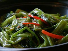 -东方之猪四更烤乳猪(金垦总店)
