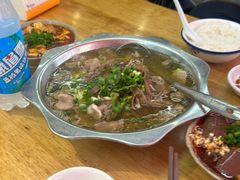 -谢老五跷脚牛肉·非遗传承店