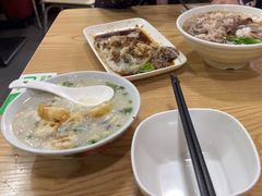-三身人金新肠粉(丹霞店)