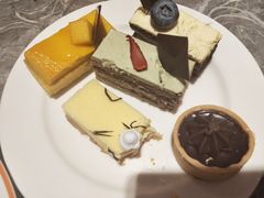 -松咖啡自助餐厅·松北香格里拉