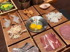 -银米·云南传统过桥米线(双廊黑金冠店)