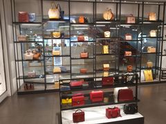 -CHARLES&KEITH(1234space店)