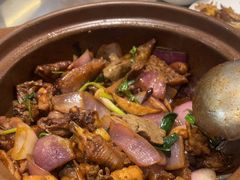 -胡须佬鸡煲四季火锅店(石厦西村直营店)