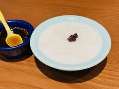 屋有鲜杏仁豆腐-屋有鲜