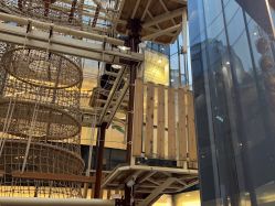 -PIPIKINGDOM皮皮王国欢乐号(欢乐海岸购物中心店)