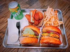 Cheese&nbsp;burger-Burger Joys Central(中环士丹利街店)