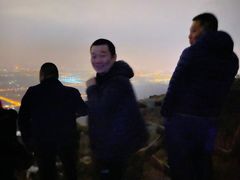 -鬼笑石后山停车场