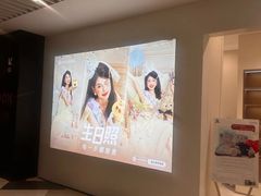 -HIMO海马体照相馆(上海华润CP静安店)