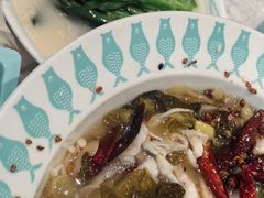 -姚姚酸菜鱼·金戈戈香港豉油鸡(喜荟城联名店)