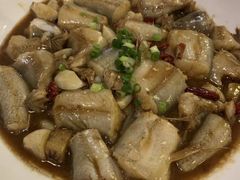 -百里峡七彩艺术小镇