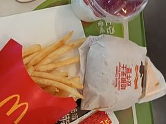 -麦当劳(北沙滩店)
