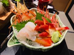 -山川小町·极番烧肉(新地假日广场店)