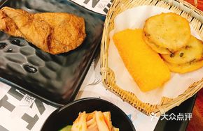 Water Chestnut Lotus Root Stuffed with Shepherd's Purse