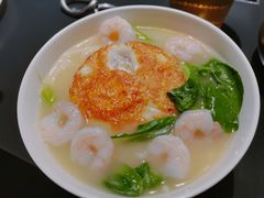 -鲜入唯煮·港式海鲜牛肉火锅(金宝街店)