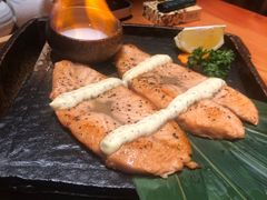 黄油香煎三文鱼-文三酒肆自助放题(新街口友谊广场店)