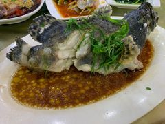 -四川小胡子海鲜(丁村万人海鲜广场店)