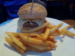 -Geneva日内瓦餐厅(西郊宝成花苑店)